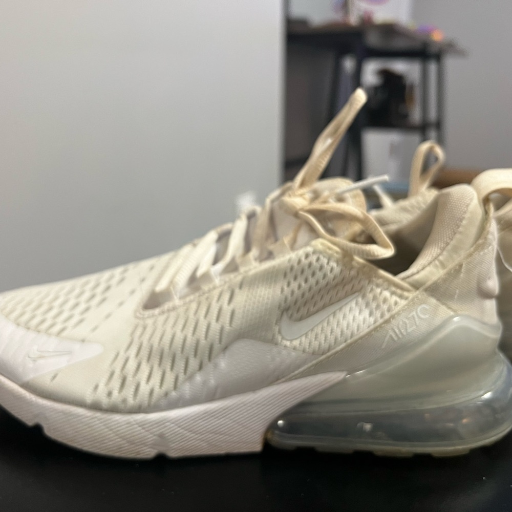 Nike Air Max 270